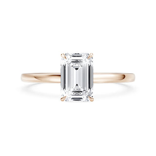 Elara Verlobungsring aus 750 Roségold mit Emerald Cut Lab-Grown Diamant