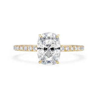 Elongated Cushion Verlobungsring 18K Gelbgold mit Lab-Grown Diamant – handgefertigt von Lisya Jewelry