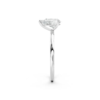 Eleganter Tropfenschliff Verlobungsring aus massivem 750 Weissgold mit Lab-Diamant