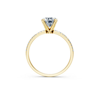 Perfekter Verlobungsring mit nachhaltigem Lab Grown Diamant in Gelbgold – symbolisiert ewige Liebe und Eleganz.