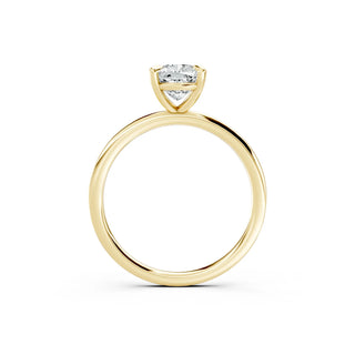 Diana Signature Verlobungsring Gelbgold mit funkelndem Cushion Cut Diamanten