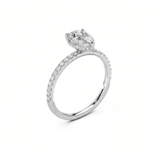 2 Karat Lab-Grown-Diamant im Tropfenschliff als Verlobungsring in 950 Platin