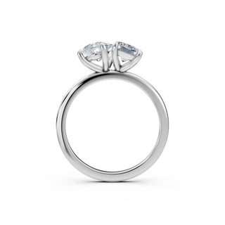 Handgefertigter Toi et Moi Ring aus 18 K Weißgold – Lisya Jewelry