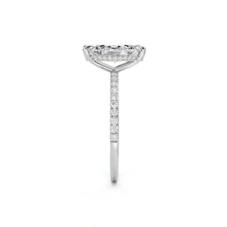 "Daisy" Marquise Pavé Verlobungsring - Platin
