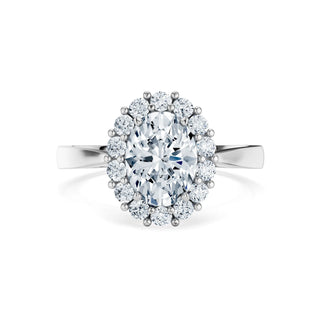 Exquisiter Oval Halo Verlobungsring mit Lab Grown Diamant in 14K/18K Weißgold. Funkelnder Mittelstein mit strahlendem Brillanten-Halo für maximale Brillanz.