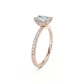 Eleganter Radiant Cut Diamant Verlobungsring in 750 Roségold mit Pavé-Ringband