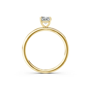 Elara Signature Verlobungsring Gelbgold mit funkelndem Radiant Cut Diamanten