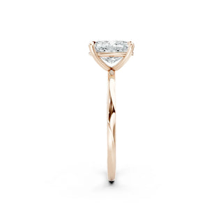 Eleganter Kissenschliff Verlobungsring aus massivem 750 Roségold mit Lab-Diamant